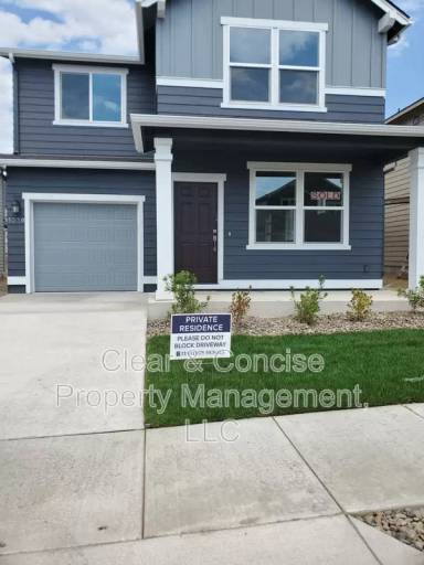 Main picture of 5230 Holly St