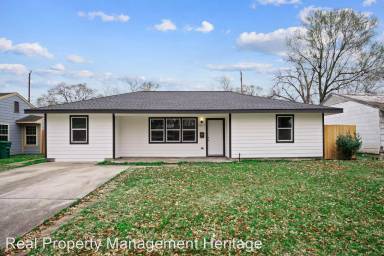 Main picture of 3635 Wyoming St