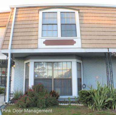 Main picture of 6057 Village Cir