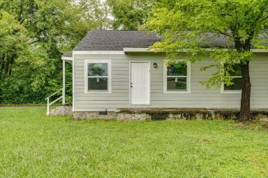 Main picture of 4700 Montview Dr
