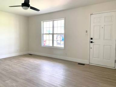 Main picture of 149 Monarch Ln