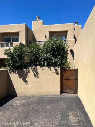 Main picture of 725 Viento Cir