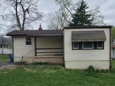 Main picture of 3529 Calvert Ave