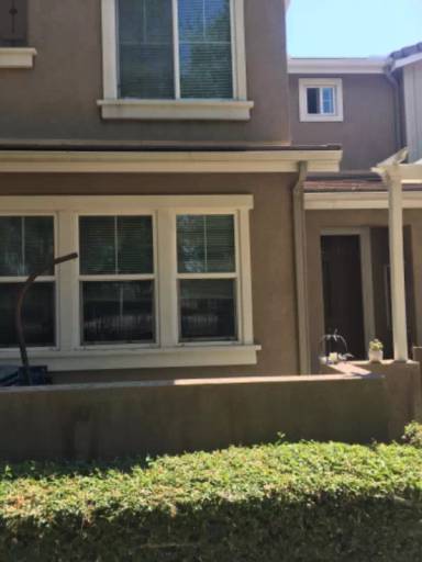 Main picture of 15874 Lasselle St