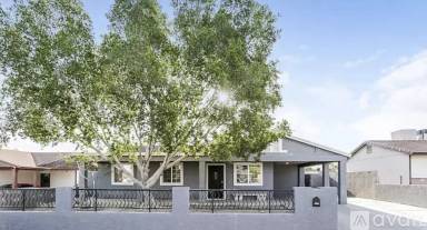 Main picture of 8439 S 9th Pl