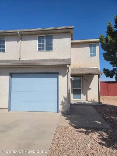Main picture of 984 S Coral Ln