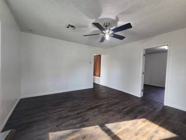 Main picture of 530 N Patchin Ave