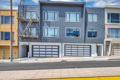 Main picture of 2920 Taraval St