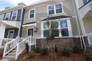 Main picture of 1055 Oglethorpe Dr