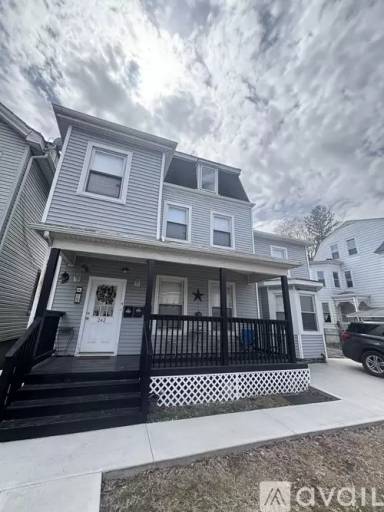 Main picture of 242 Church St