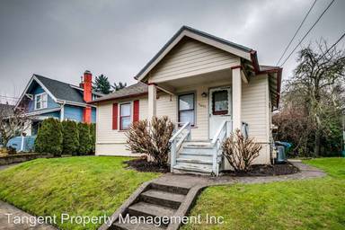 Main picture of 4004 SE Franklin St