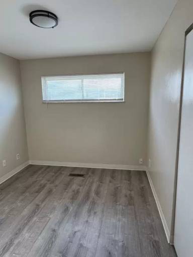 Main picture of 5143 Colerain Ave
