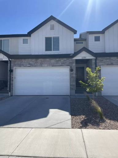 Main picture of 1235 S Thistle Dr