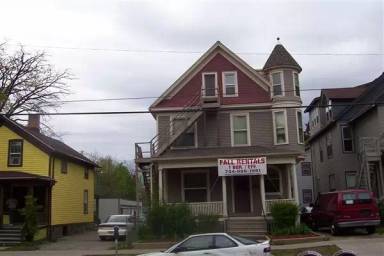 Main picture of 804 Monroe St