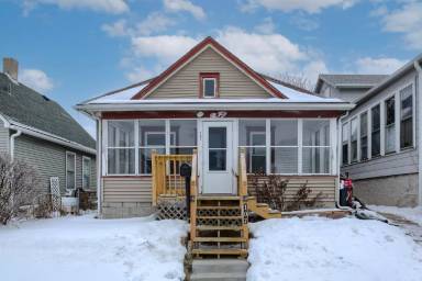 Main picture of 107 Stutsman St