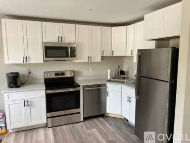 Main picture of 82 Orchard St
