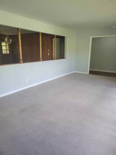 Main picture of 513 Clover Dr