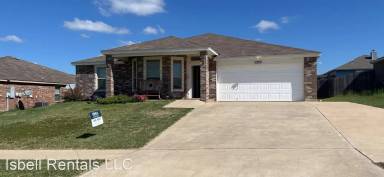 Main picture of 2711 Hector Dr