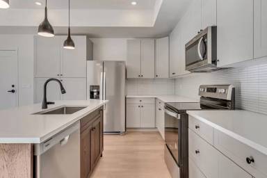 Main picture of 7487 S Main St