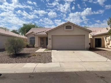 Main picture of 1203 W Park Ct