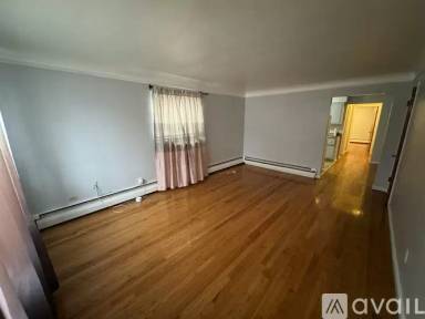 Main picture of 1928 Sutton Ave