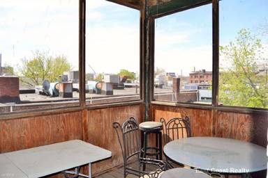 Main picture of 12 Farrington Ave