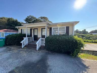 Main picture of 5973 Peco Ln
