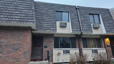 Main picture of 266 High Path Rd