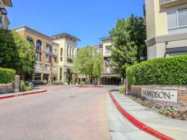 Main picture of 24535 Town Center Dr