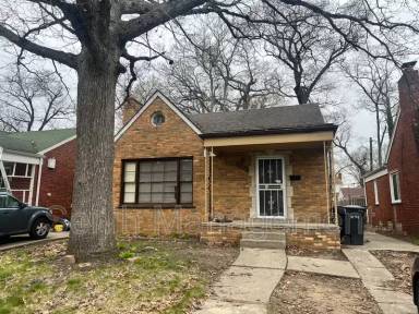 Main picture of 7334 Thatcher St