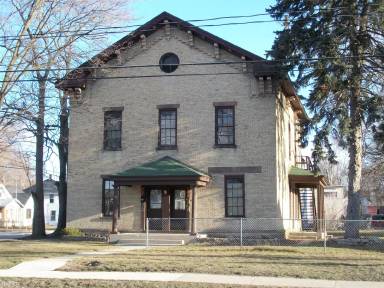 Main picture of 247 Burton St SW