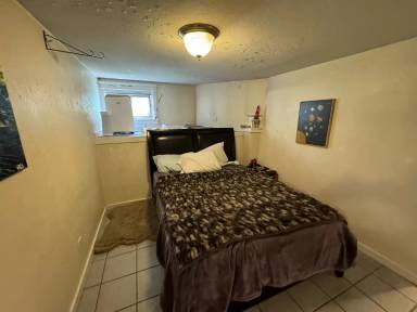 Main picture of 1006 E Sherman Ave