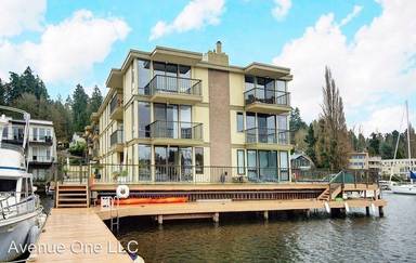 Main picture of 4561 Lake Washington Blvd NE