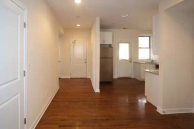 Main picture of 1819 W Leland Ave & 4653 N Wolcott Ave Apartments