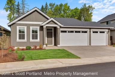 Main picture of 1655 N Broadway St