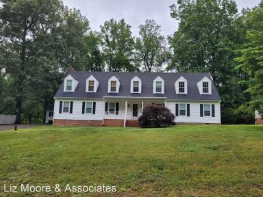 Main picture of 6642 Forest Dr