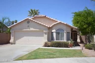 Main picture of 3080 N 87th Way