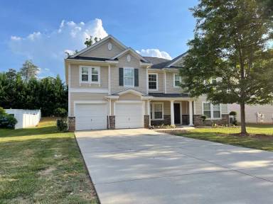 Main picture of 5643 Versage Dr