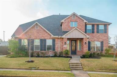 Main picture of 660 Darian Dr