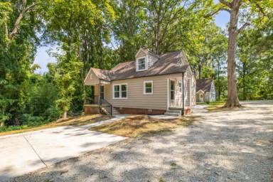 Main picture of 1208 Greensboro Rd
