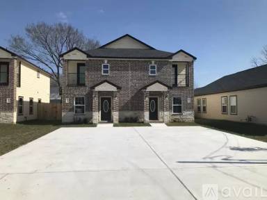 Main picture of 7927 Bowen St