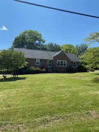 Main picture of 624 Canfield Dr