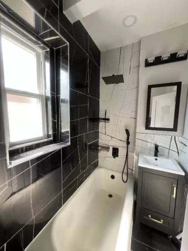 Main picture of 1 Dewitt Rd