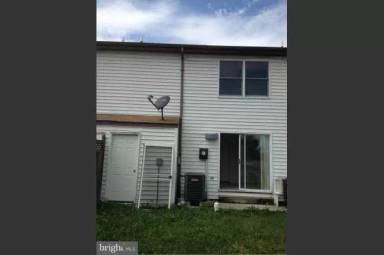 Main picture of 146 Hackberry Dr