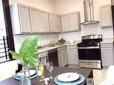 Main picture of 73 Sanford Pl