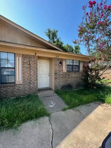 Main picture of 8B Robin Dr