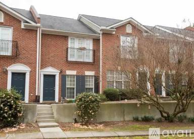 Main picture of 110 Wood Lake Dr