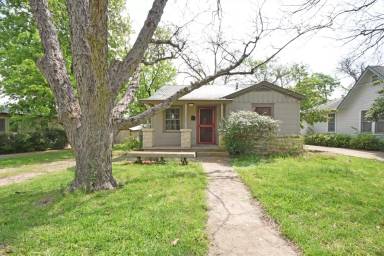 Main picture of 3701 Werner Ave