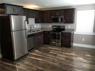 Main picture of 754 Country Ln
