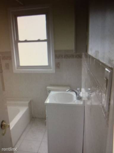 Main picture of 329 Viviney St
